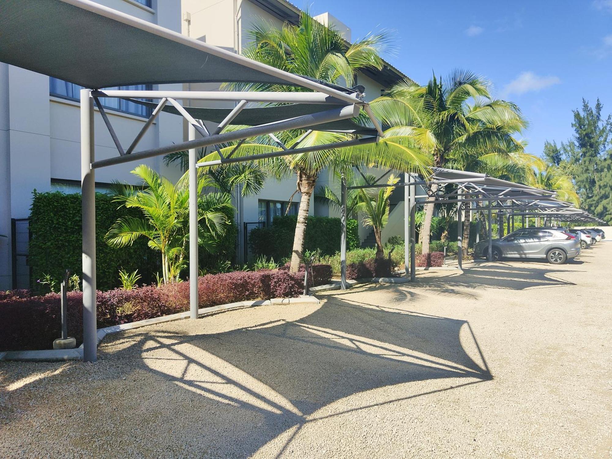 Villa Eden-2 Bedrooms With Private Rooftop Terrace & Pool, Access To Private Beachclub, Ki Residences, Pereybere - Managed By Ksn Grand-Baie Exterior photo
